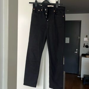 Black button fly wedgie
